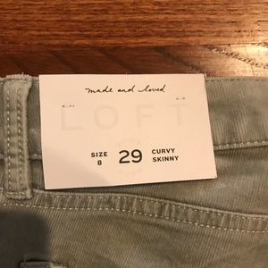 Gray curvy skinny corduroy